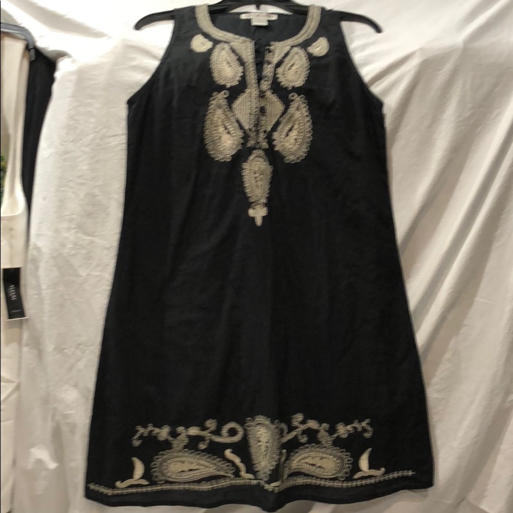 Beautiful cotton shift dress! Loose and light!